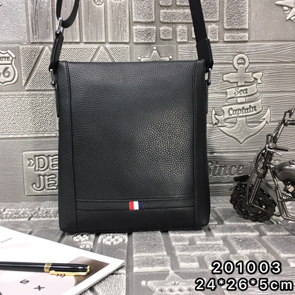 スーパーコピーブランドバッグ正面デザイン